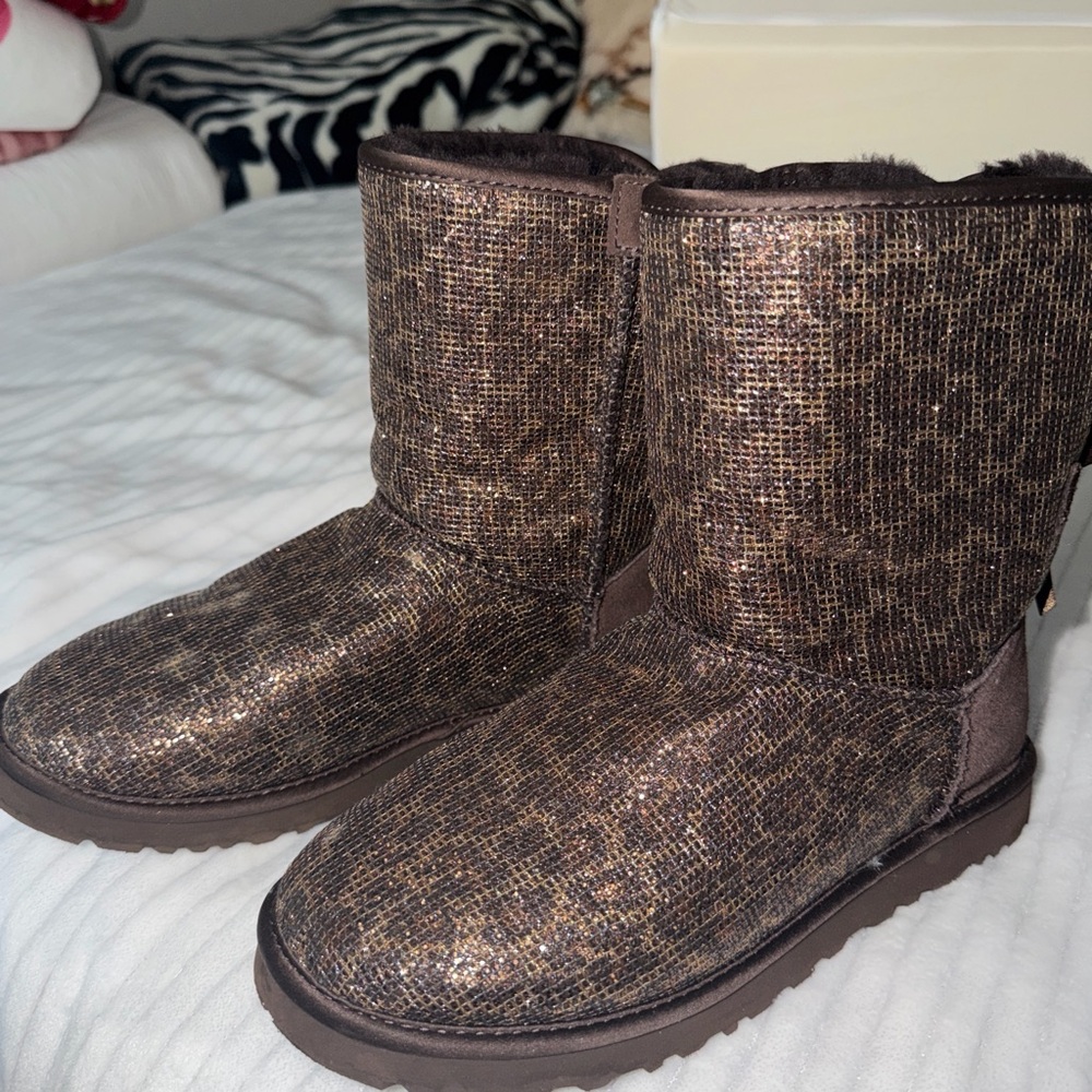 UGG Bailey Bow Glitter Winter Boots - Picture 3 of 7